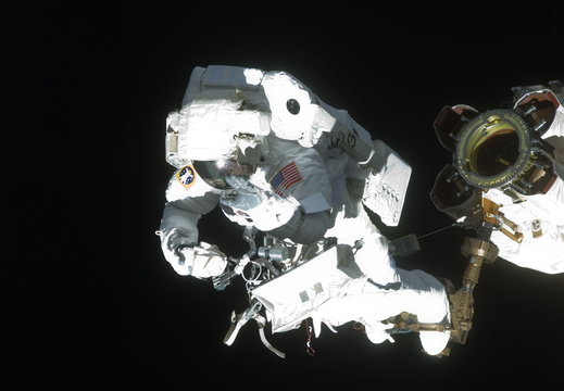STS129-E-06736