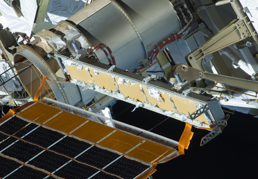 STS129-E-06767