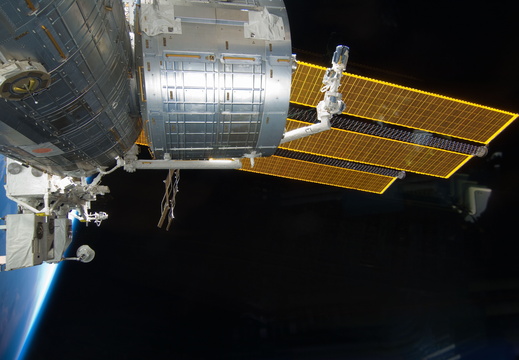 STS129-E-06807