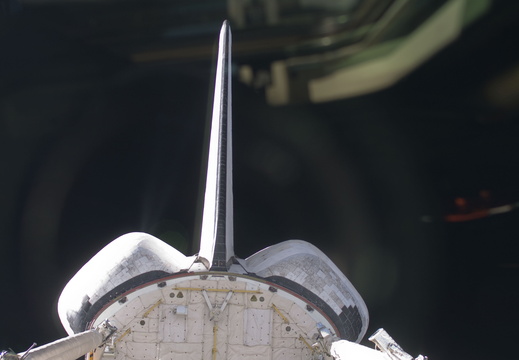 STS129-E-10839