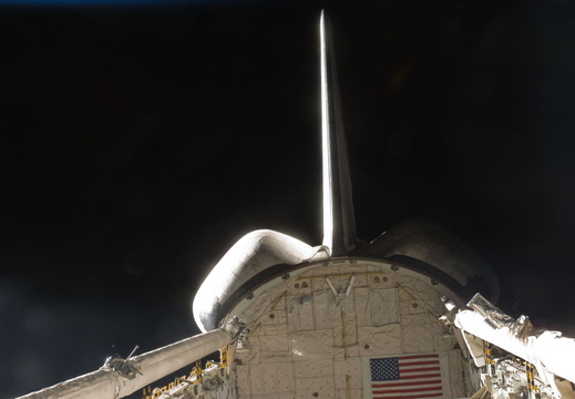 STS129-E-10911