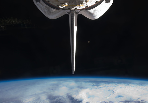 STS129-E-10957