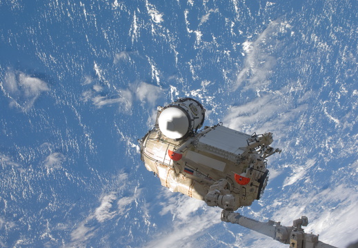 STS132-E-08117