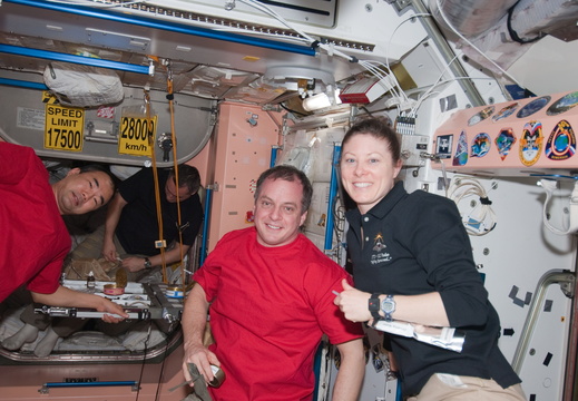 STS132-E-09157