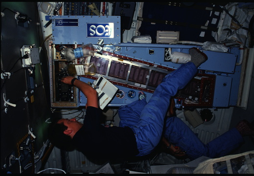 STS051D-11-004