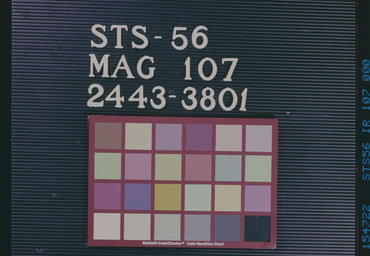 STS056-107-000