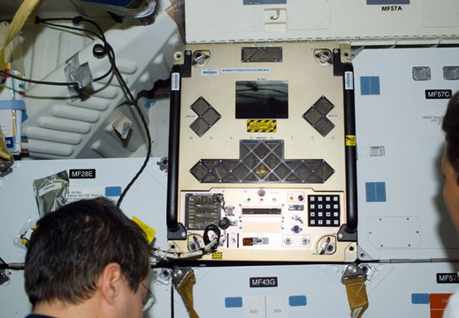 STS111-E-05025
