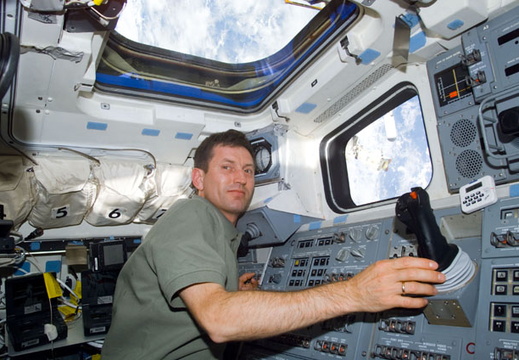 STS111-E-05071