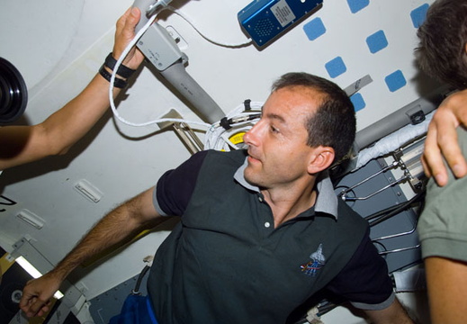 STS111-E-05090