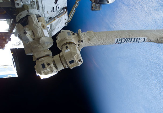 STS111-E-05177
