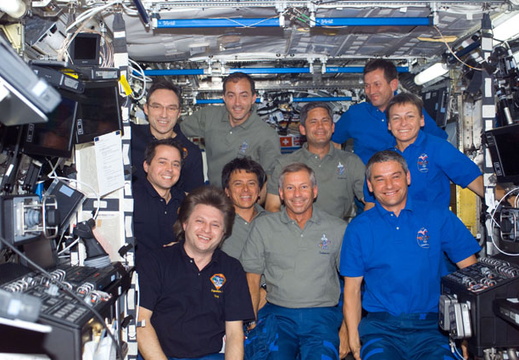 STS111-E-05260