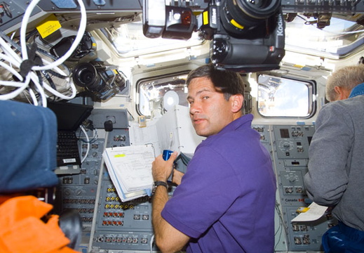 STS111-E-05320