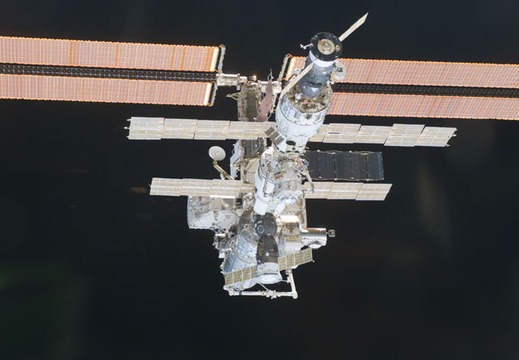 STS111-E-05656