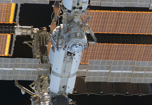 STS111-E-05663