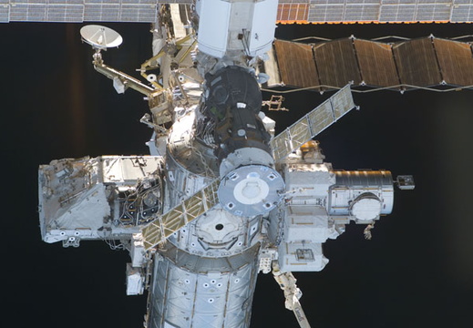 STS111-E-05675