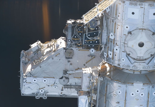 STS111-E-05684