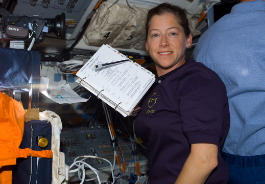 STS112-E-05027