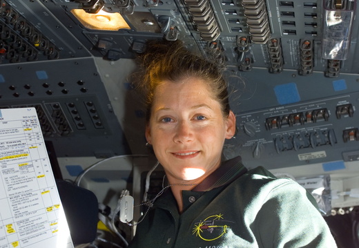 STS112-E-05046