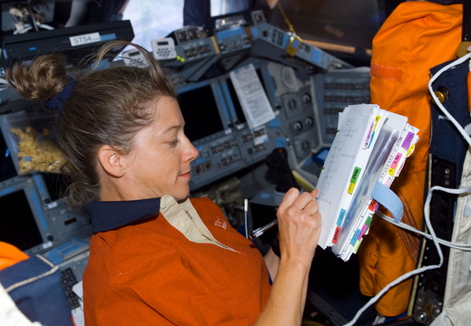 STS112-E-05114