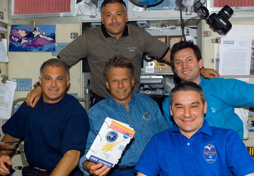 STS112-E-05150