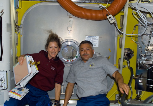 STS112-E-05257