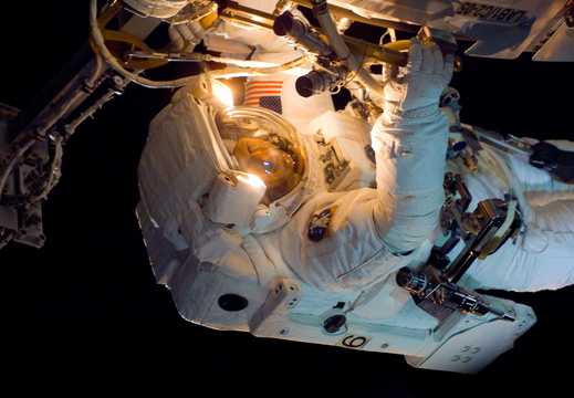 STS112-E-05288