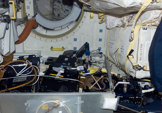 STS112-E-05410