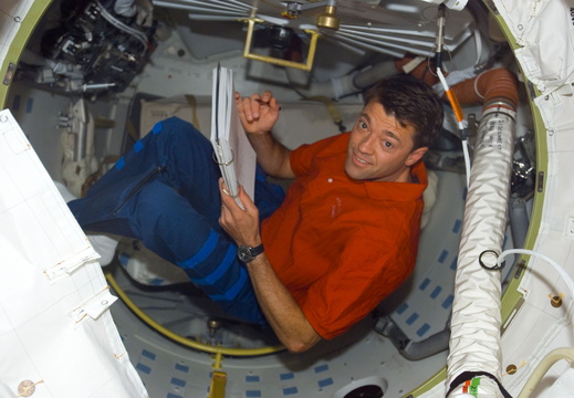 STS112-E-05719