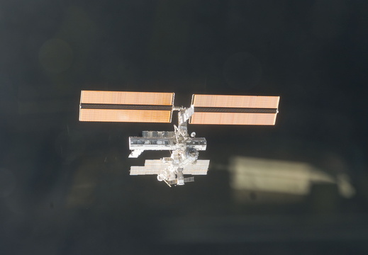 STS112-E-05847
