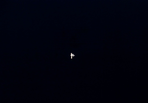 STS112-E-05913