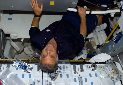 STS112-E-05946
