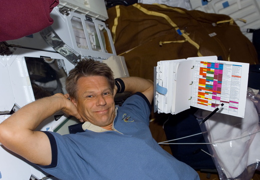 STS112-E-06342