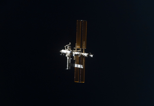 STS113-E-05033