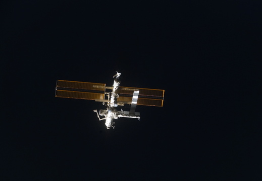 STS113-E-05034