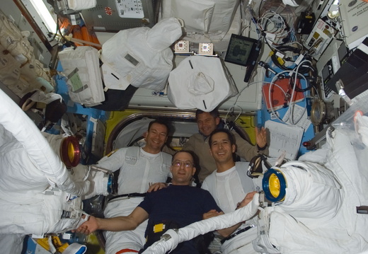 STS113-E-05291