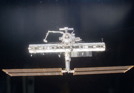 STS113-E-05407