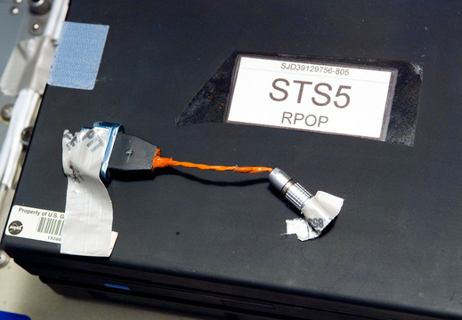 STS113-E-05465