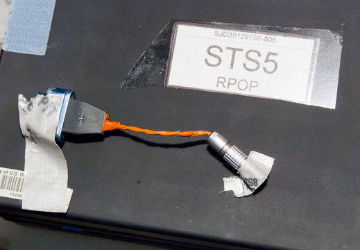 STS113-E-05466