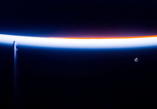 STS113-E-05471