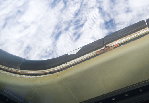 STS113-E-05499