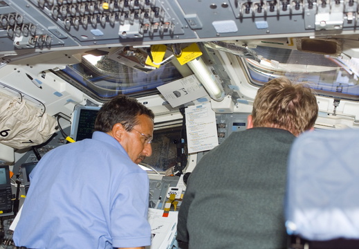 STS114-E-05215