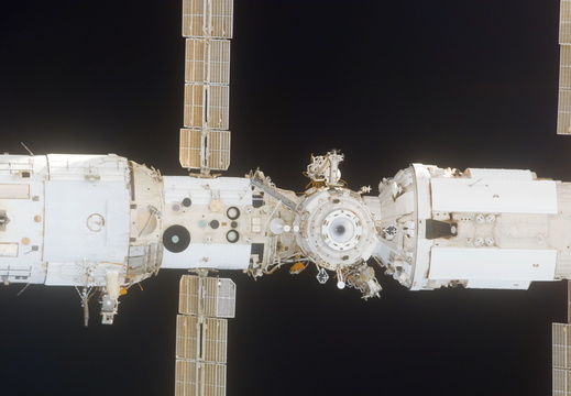 STS114-E-05373
