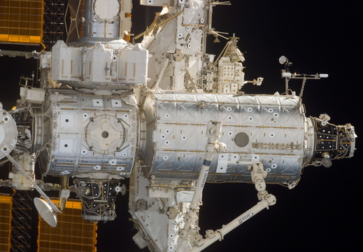 STS114-E-05375