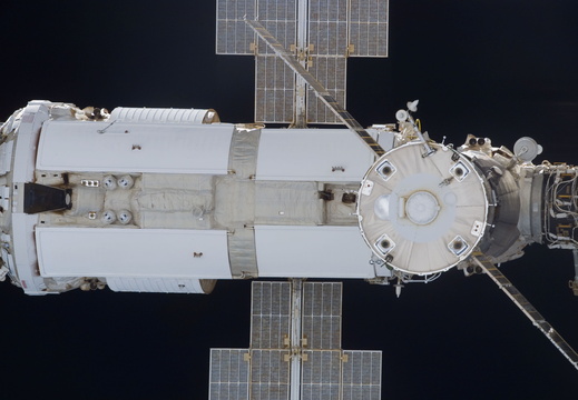 STS114-E-05407