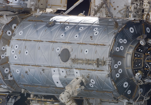 STS114-E-05415