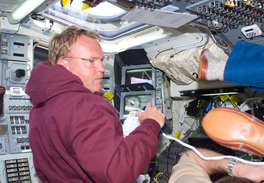 STS114-E-05451