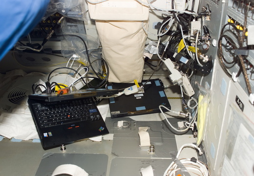 STS114-E-05486