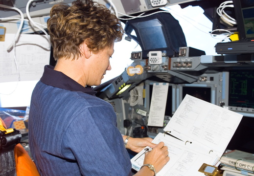 STS114-E-05488