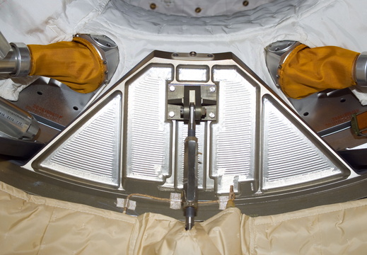 STS114-E-05548