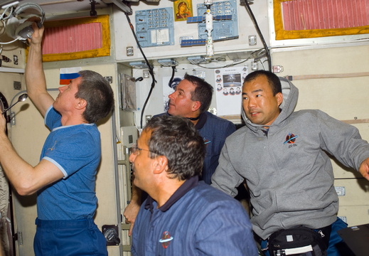 STS114-E-05568
